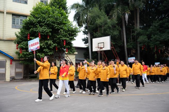 NIE_2831.jpg NIE_2831.jpg