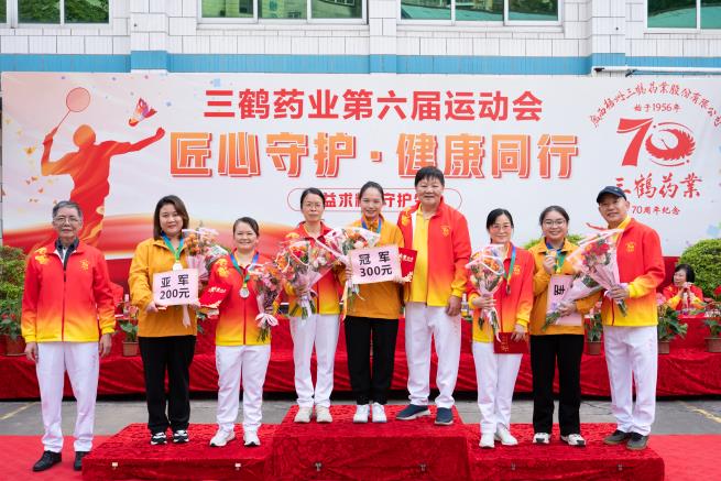 NIE_2987.jpg NIE_2987.jpg