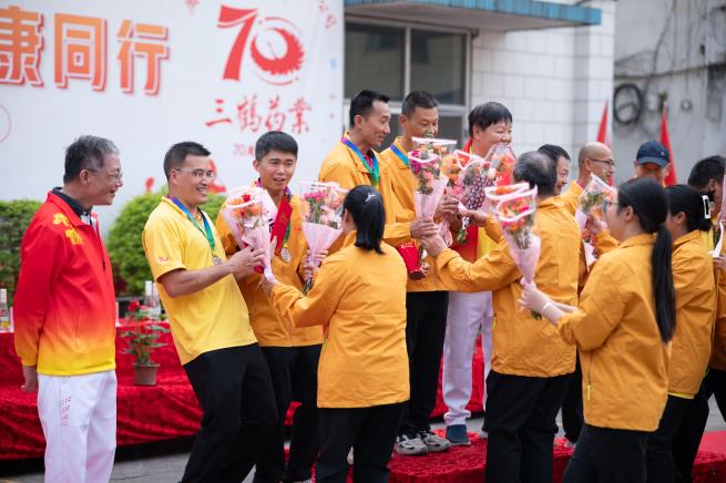 DSC_1022.jpg DSC_1022.jpg