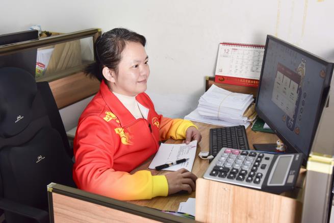 1.莫悅雯.jpg 1.莫悅雯.jpg